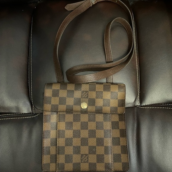 Louis Vuitton Handbags - Louis Vuitton Pimlico Damier Ebene Shoulder Bag